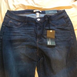 SkinTight Jean Legging